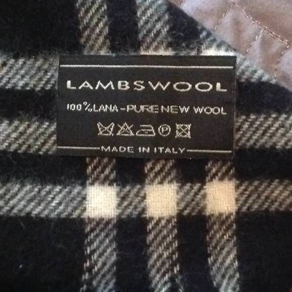 Scarf - Picture 2 of 2